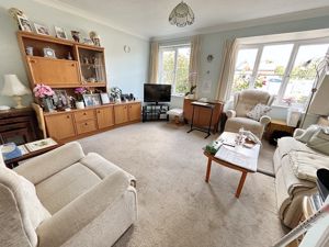 Lounge- click for photo gallery